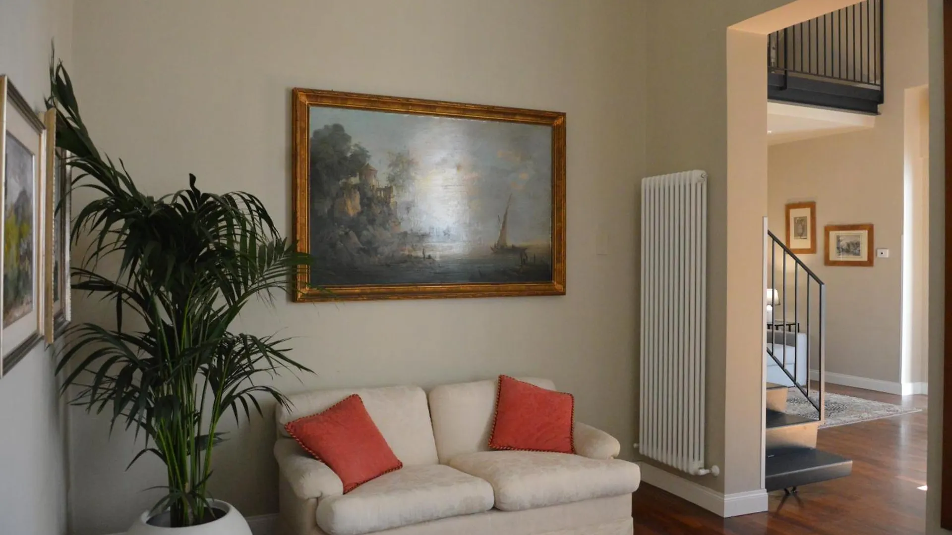 Le 4 leggende house 0*, Catania Italy